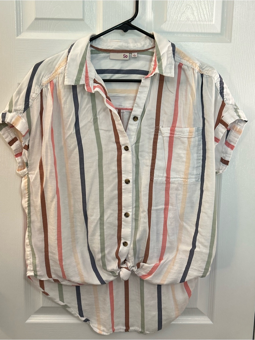 SO White Button-Front Short Sleeve Shirt with Multi-Color Stripes